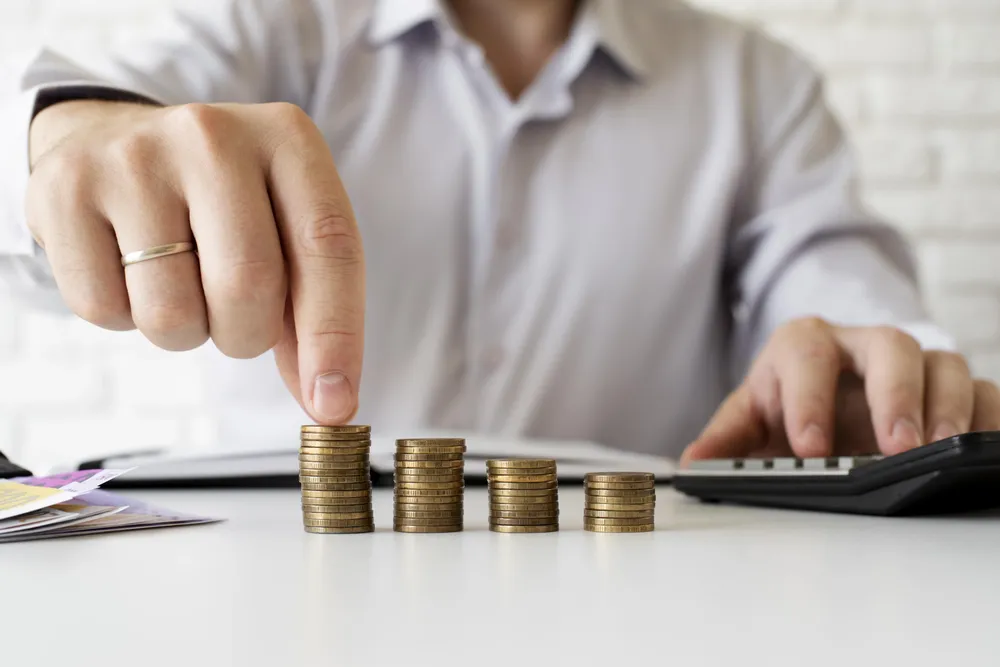 front-view-commission-still-life-arrangement